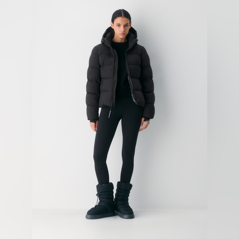 Aritzia The Super Puff Jacket